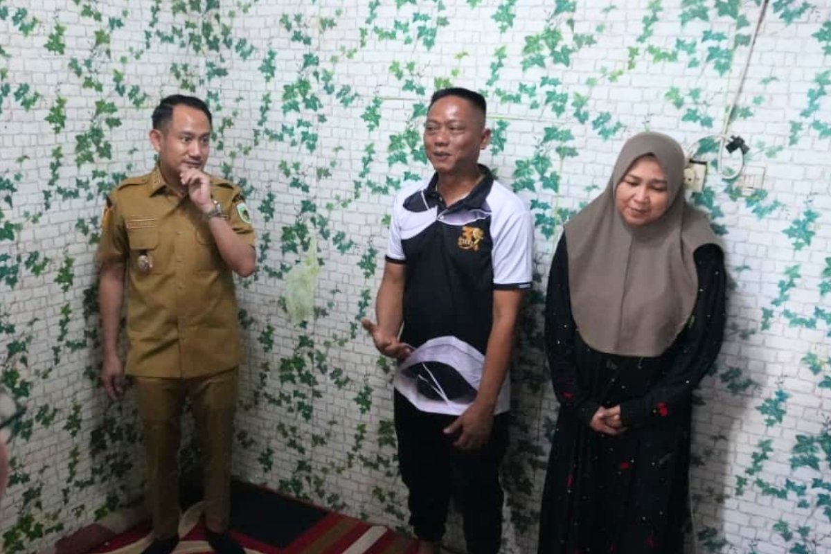 wali kota kunjungi rumah keluarga korban jalan lele |
