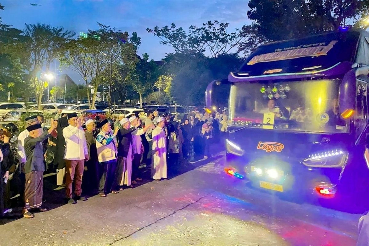 296 Calon Jemaah Haji palangka raya |