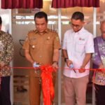 Resmikan KCP Bank Kalteng Kalampangan |