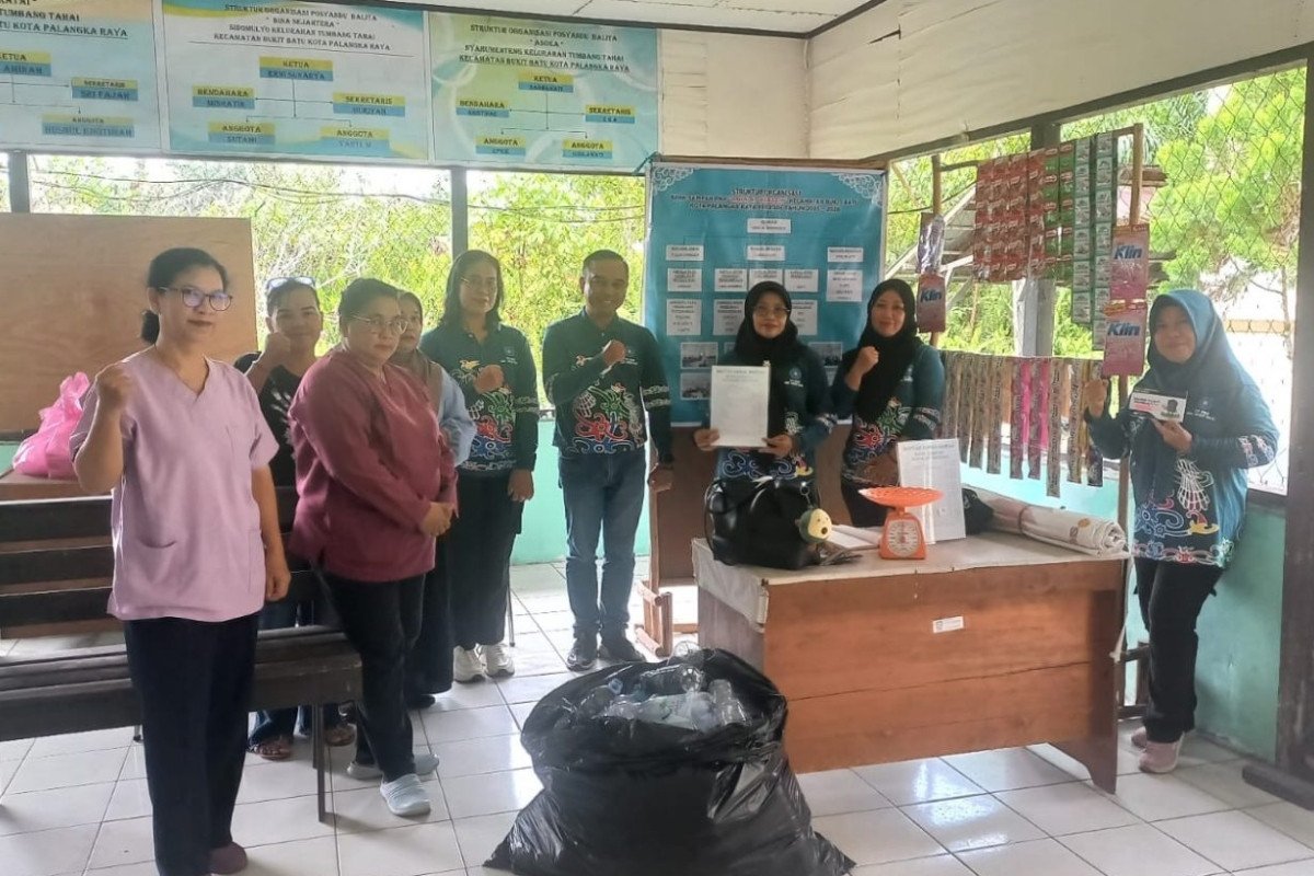 cegah stunting dengan pengelolaan sampah |