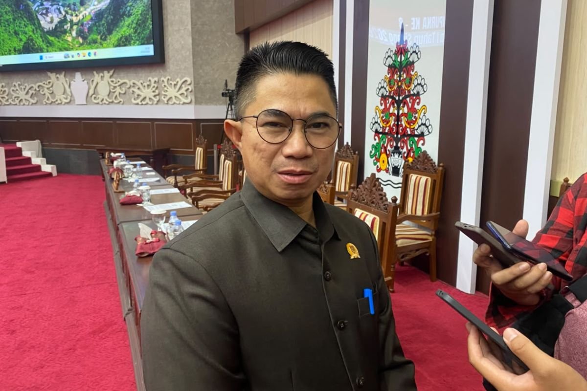 Wakil Ketua III DPRD Kalteng Junaidi Tanggap Darurat Karhutla Kalteng |