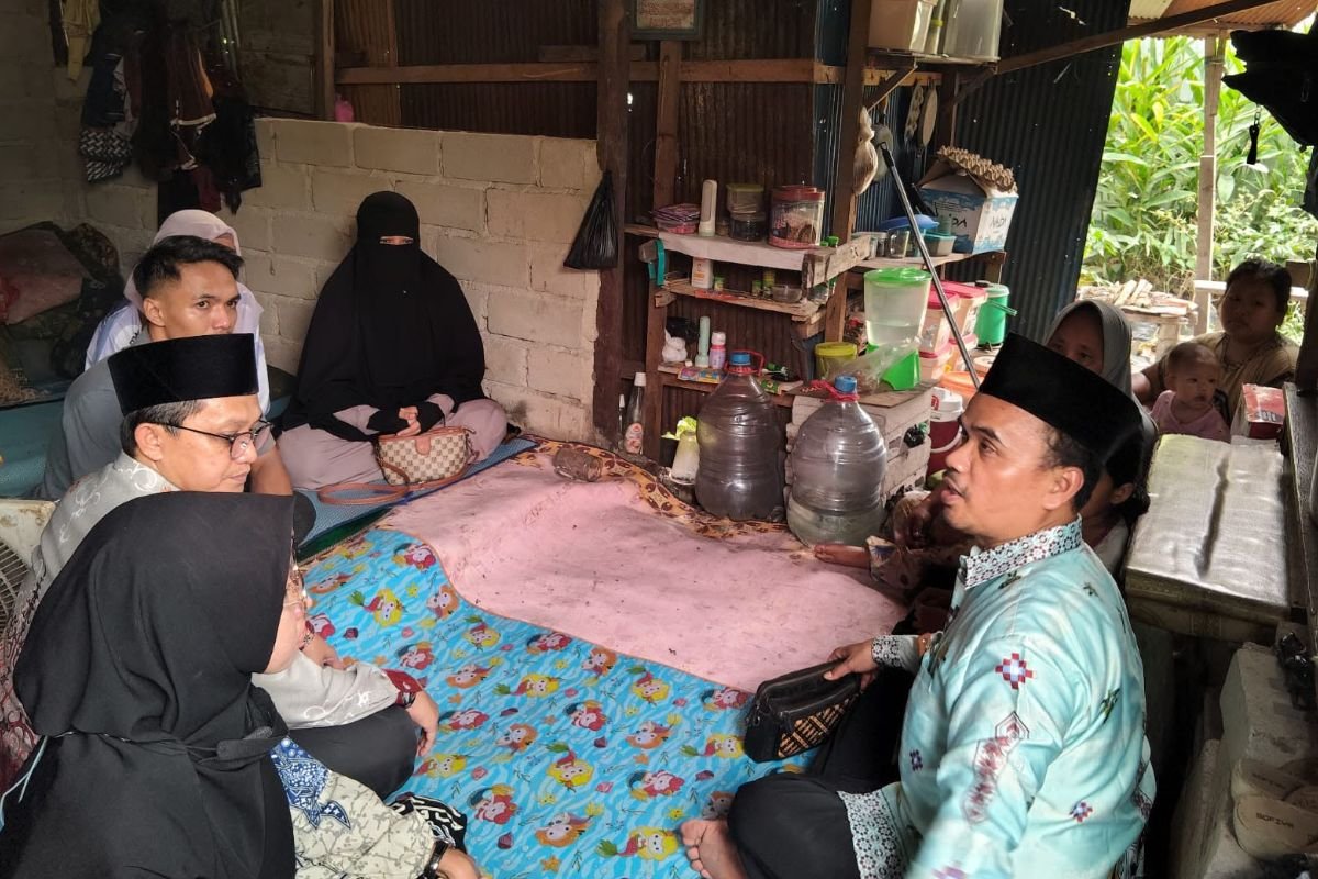 kemenag kotim datangai rmah siswi korban perundungan |