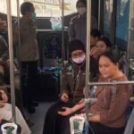 masyarakat gunakan layanan bus oksigen pemko palangka raya |