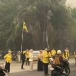 pengurus partai golkar palangka raya berbagai masker hut ke 62 golkar |